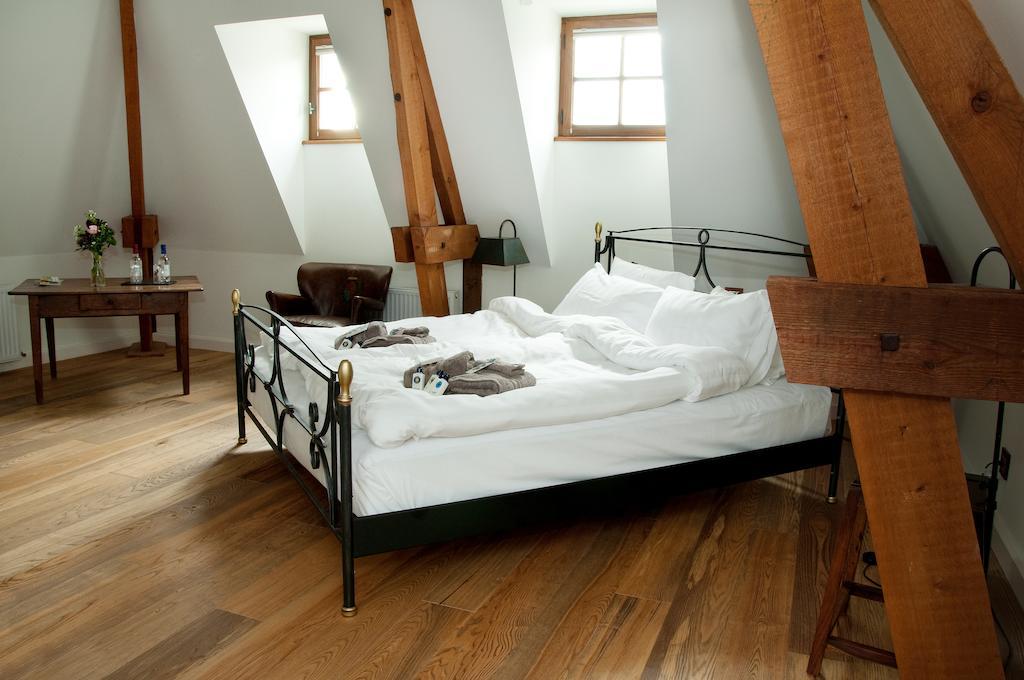 ホテルDomaine De La Fauconnie Campsegret 部屋 写真
